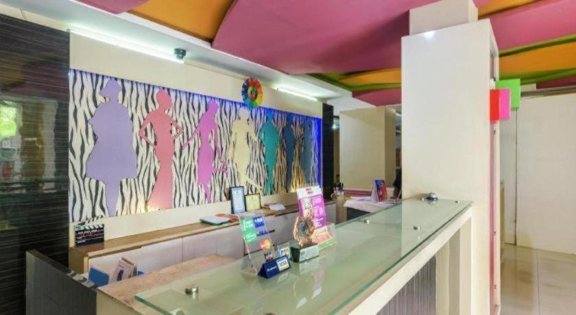 丽瓦维时尚酒店 勒吉安 外观 照片